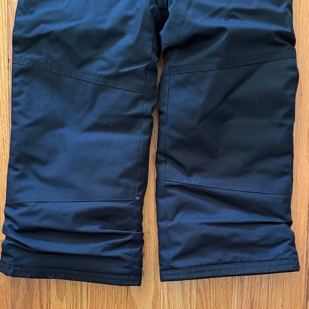 Obermeyer sz 4 Black Kids Snow Pants great pre owned condition